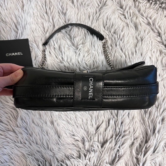 Chanel Icons Label Classic Flap Bag - Picture 5 of 15